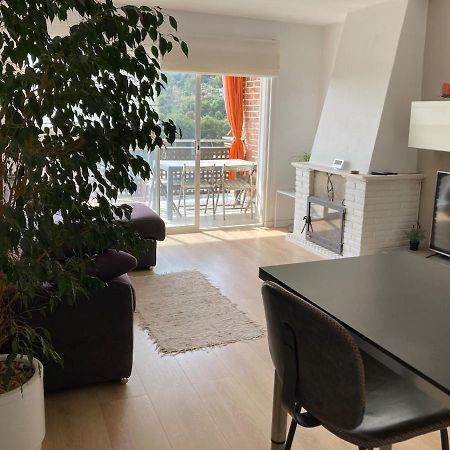 Apartamento Con Vistas Al Mar カステルデフェルス エクステリア 写真