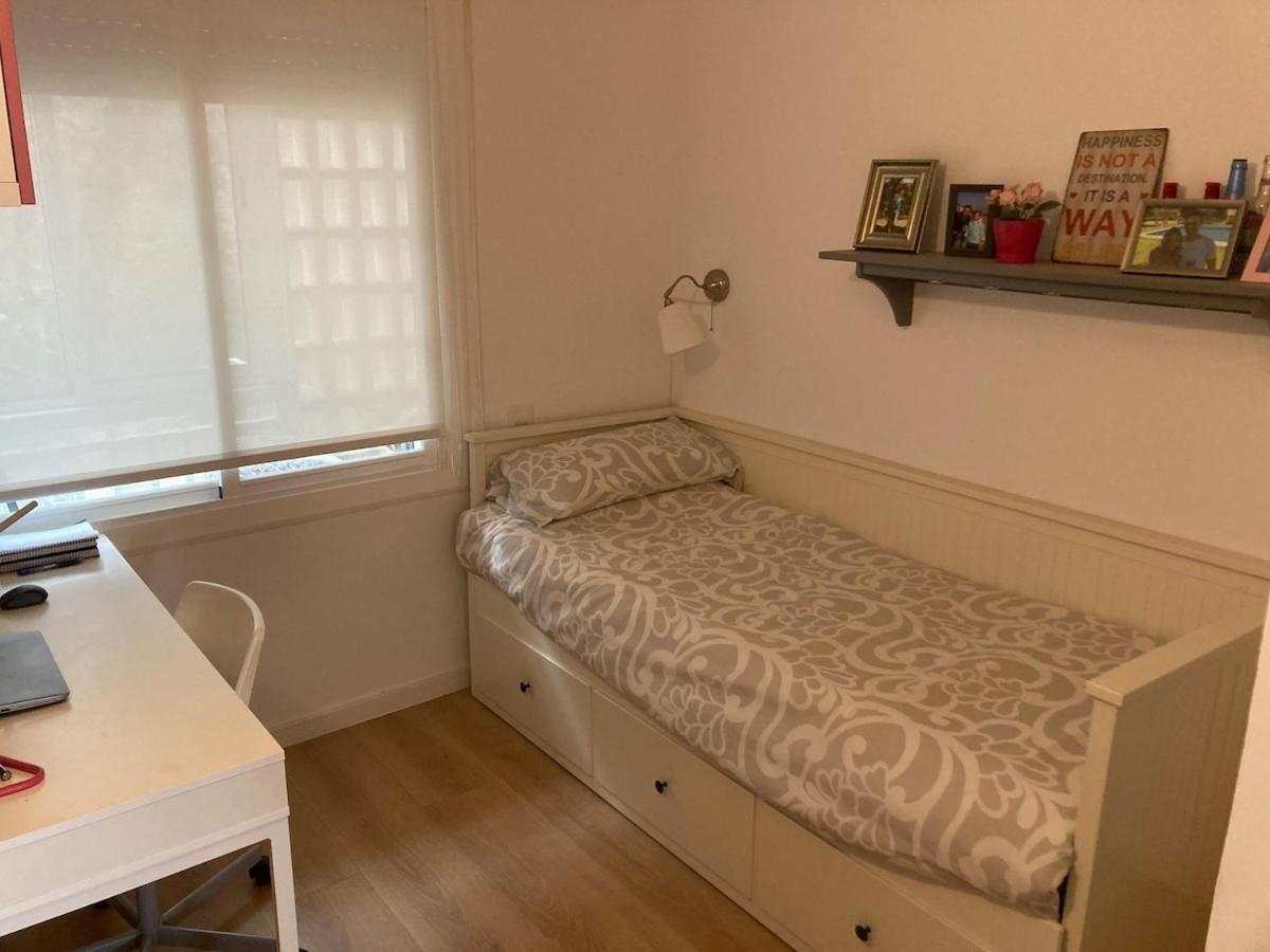 Apartamento Con Vistas Al Mar カステルデフェルス エクステリア 写真